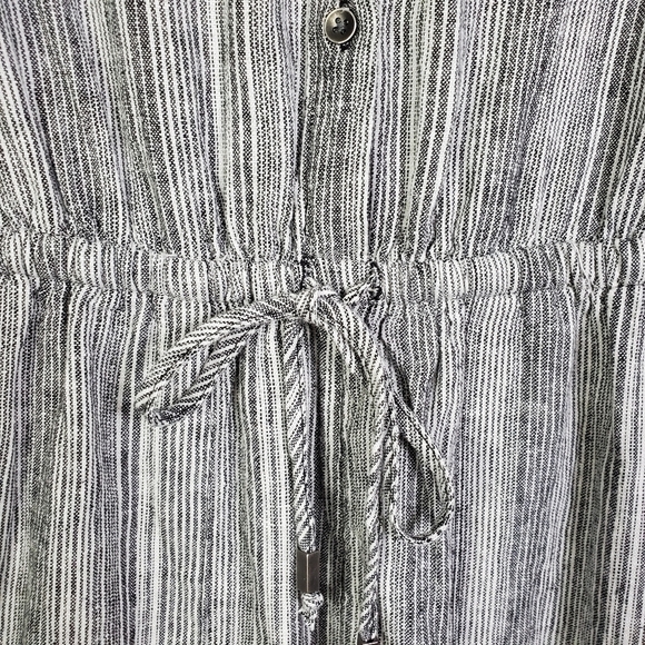 KELLY RENEE LINEN BLEND SLEEVELESS ROMPER - Picture 5 of 7